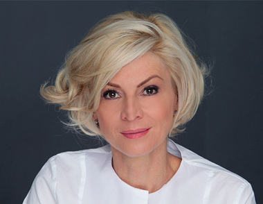 etikett-iskola-kibedi-katalin